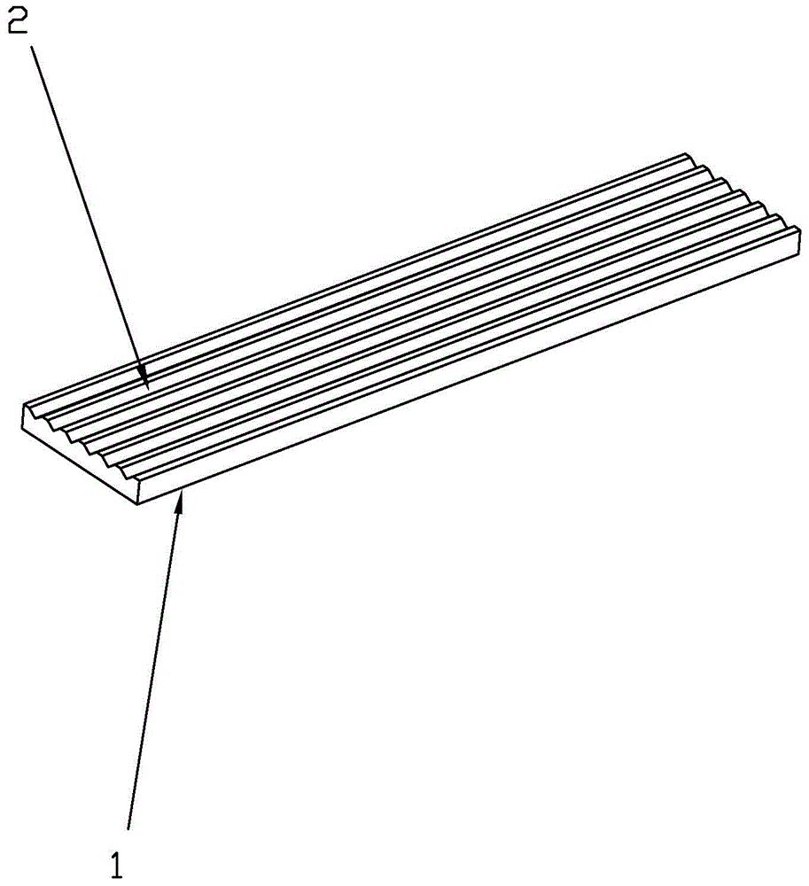 Embossed photovoltaic welding band and processing method thereof