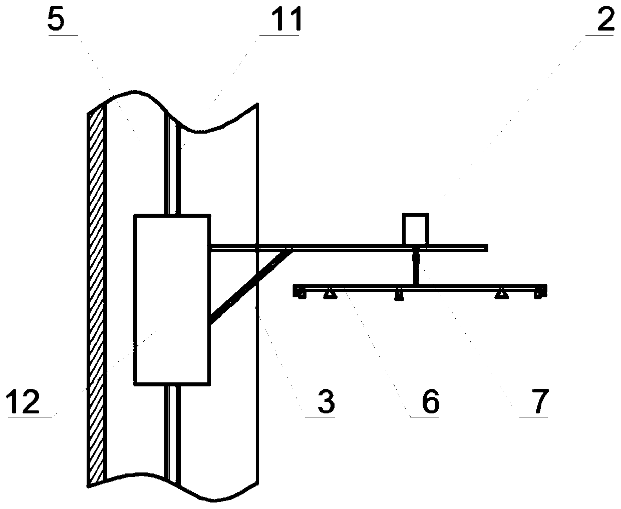 Self-adaptation pesticide applying device