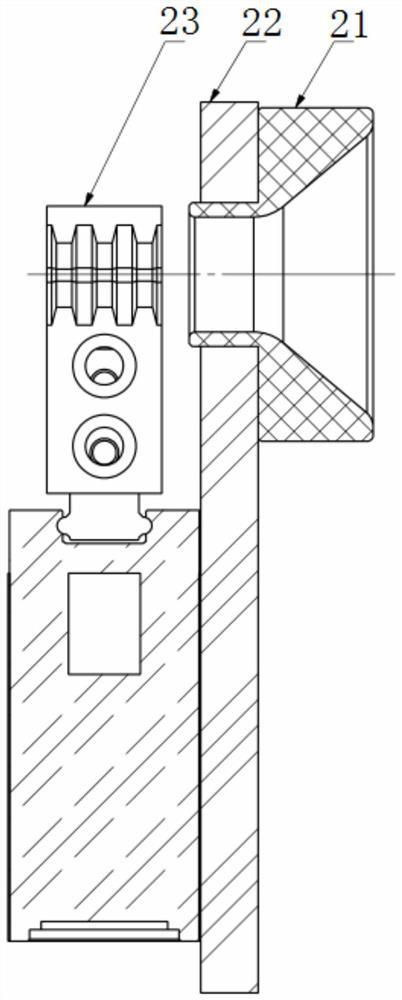 Automatic feeding device for tow carbon fiber materials