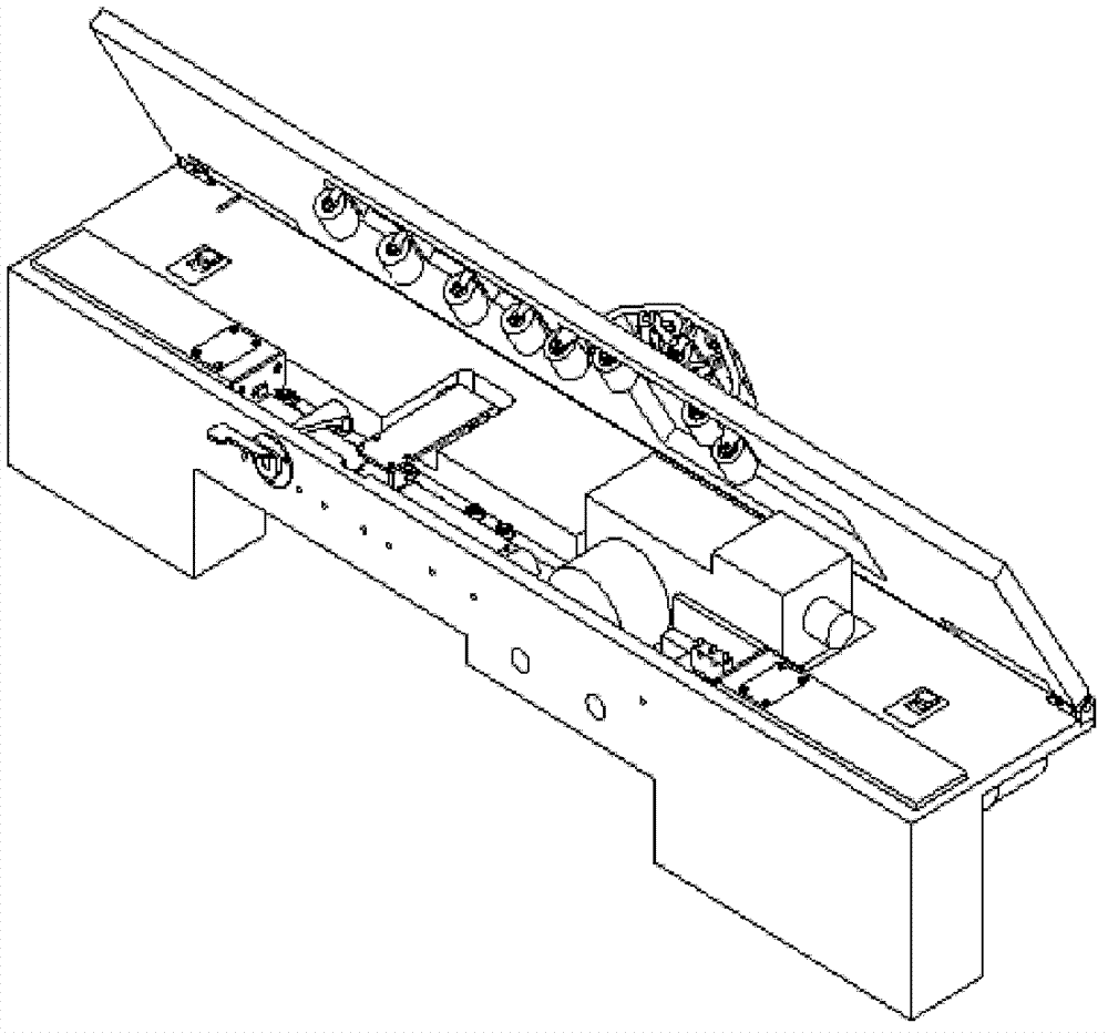 Device for accurately controlling film to advance for microfilm camera