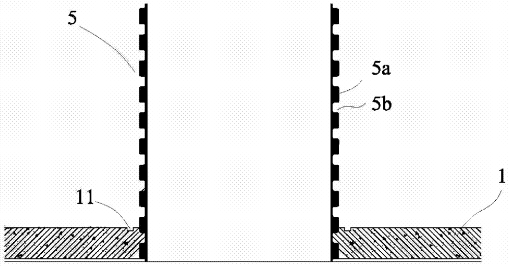 Daylight illumination device pier base and manufacturing method thereof