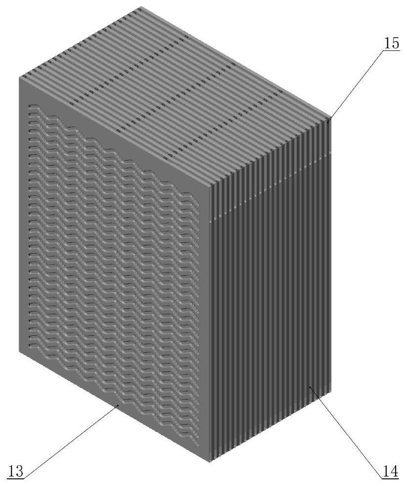 High-temperature gas-liquid plate heat exchanger resistant to sudden temperature change