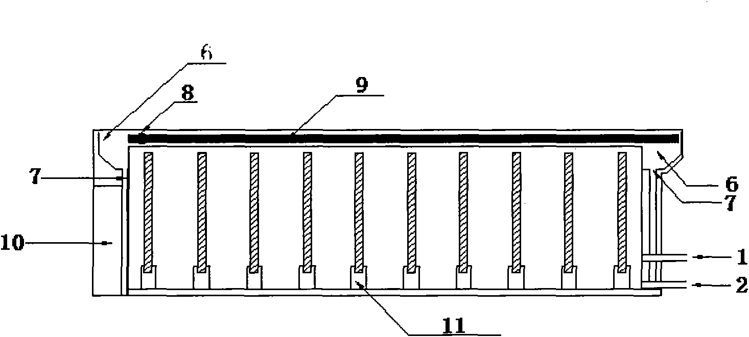 Electrolytic equipment for sewage treatment by EFT