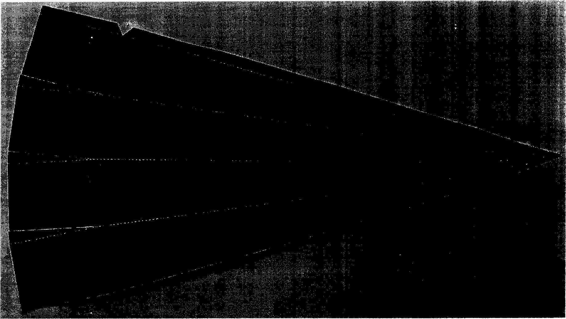 Flame resisting wave-absorbing material and method for making same