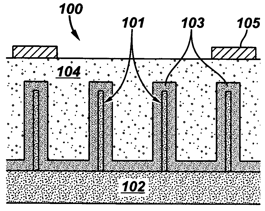 Amorphous-crystalline tandem nanostructured solar cells