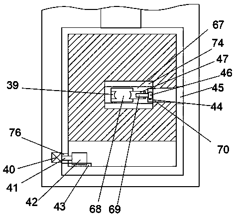 Cable spraying straightening device