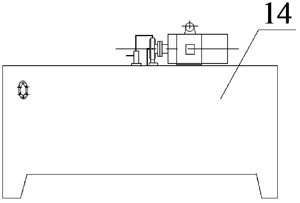 Processing method for machining main studs of large and medium-sized rotor spiders by utilizing rotating tire