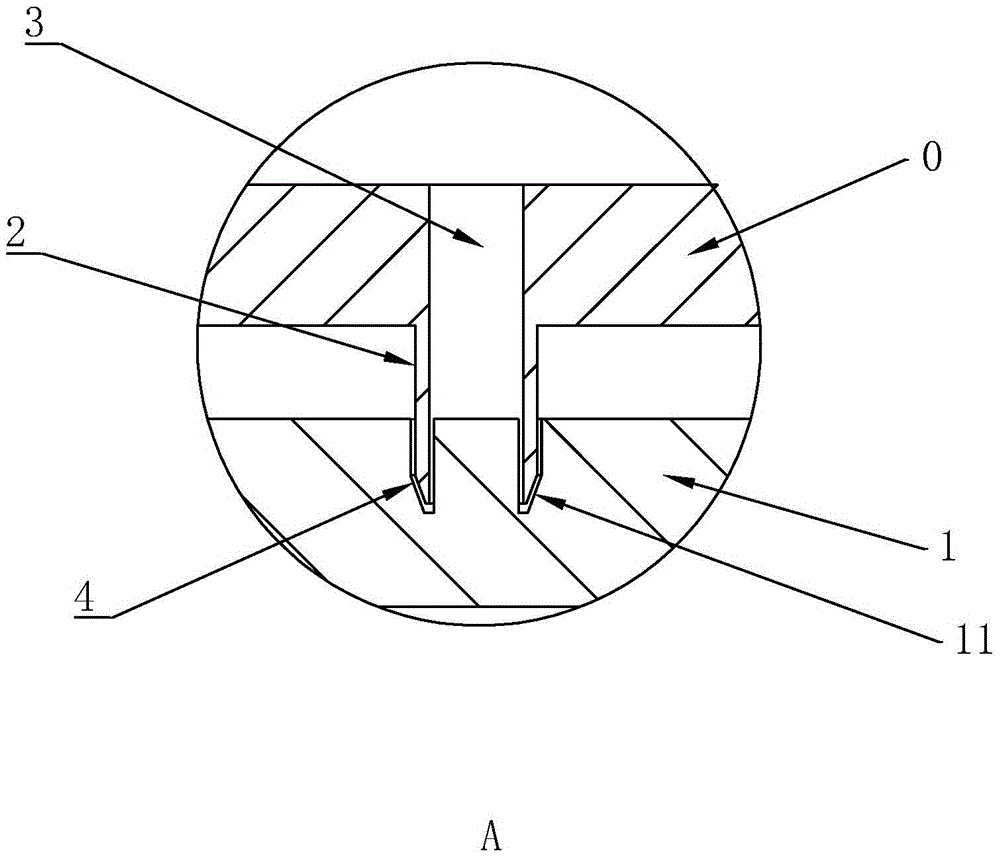 Electroplating clamp for rubber plugs and electroplating method adopting same