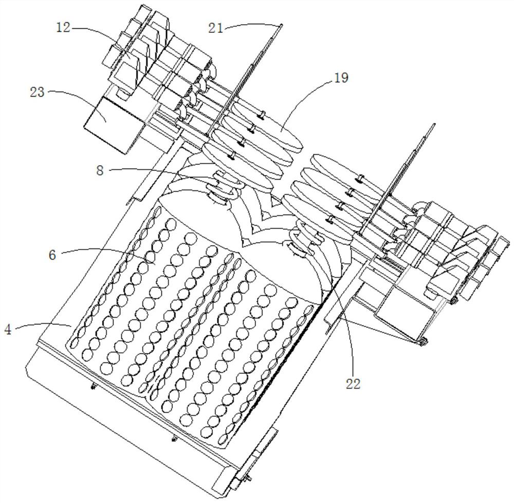 A kind of cloth bag dedusting equipment and using method thereof