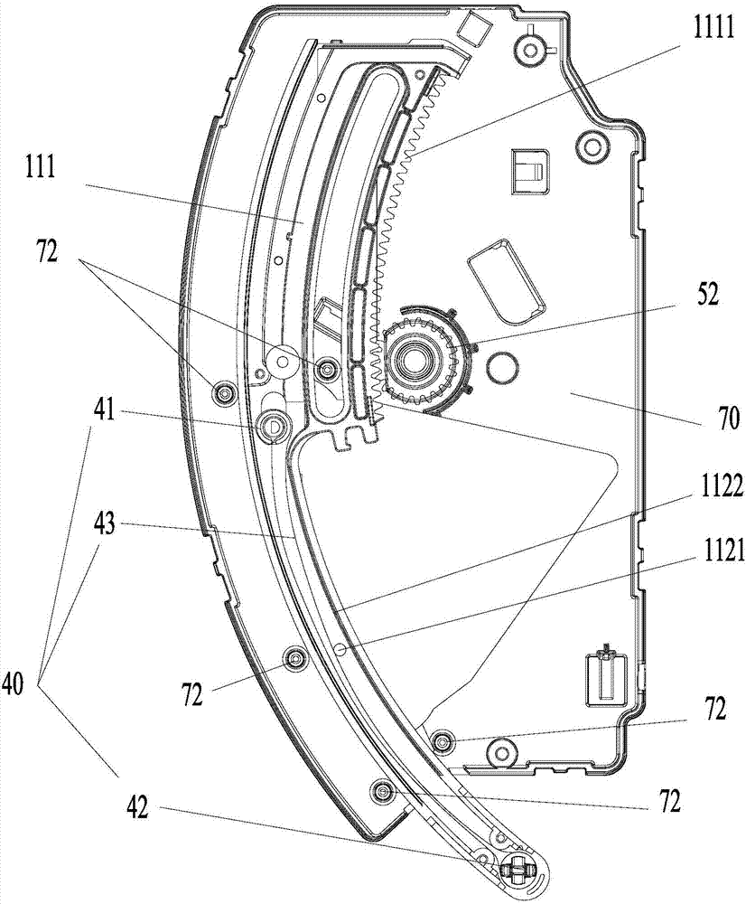 Air deflector movement mechanism and air conditioner with same