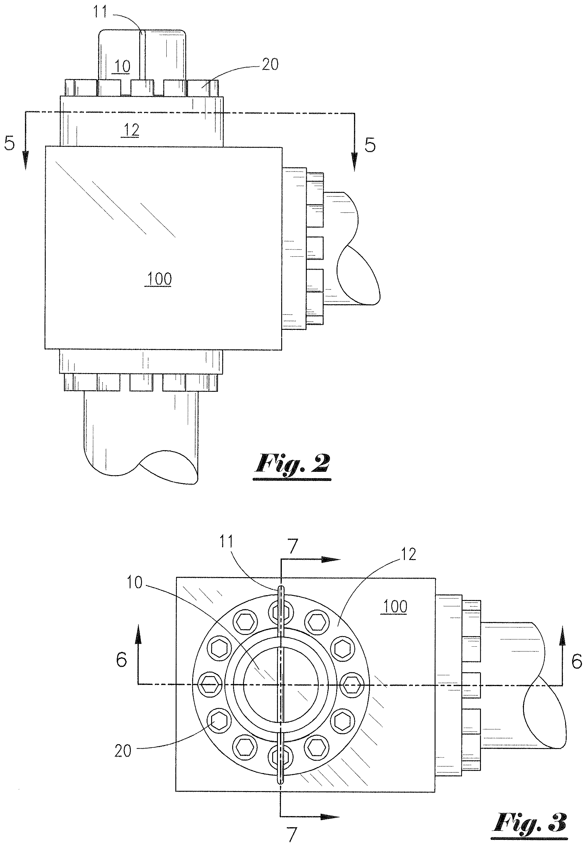 Mud pump receiving flange and plug retainer