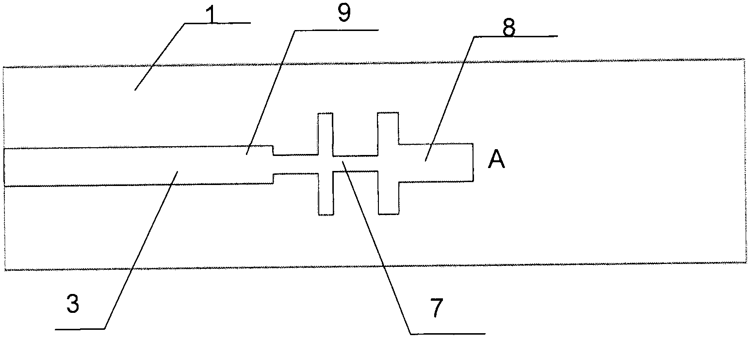 Vertical transition from broadband micro strip to micro strip