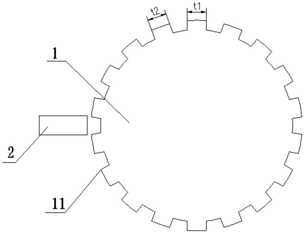 Detection wheel with directionality and method for detecting running speed and running direction of vehicle at same time