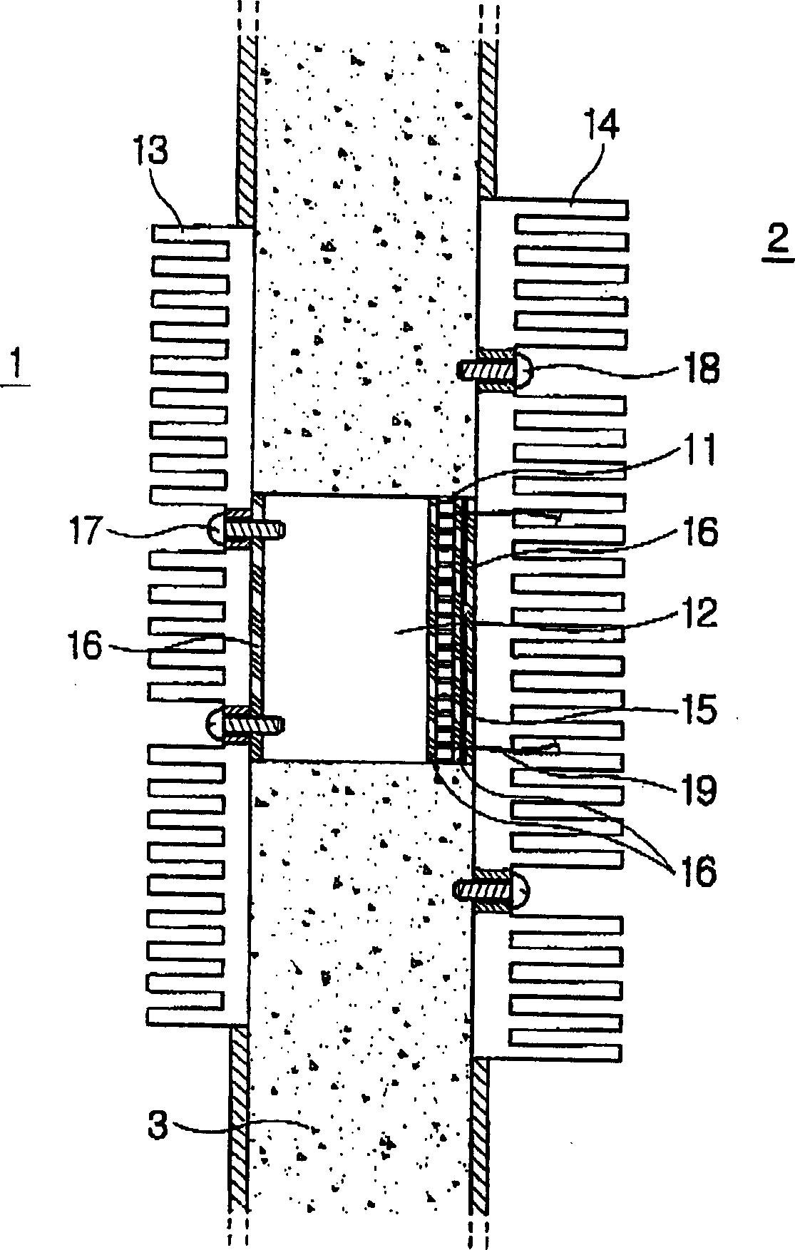 Cooling and heating device using thermoelectric module