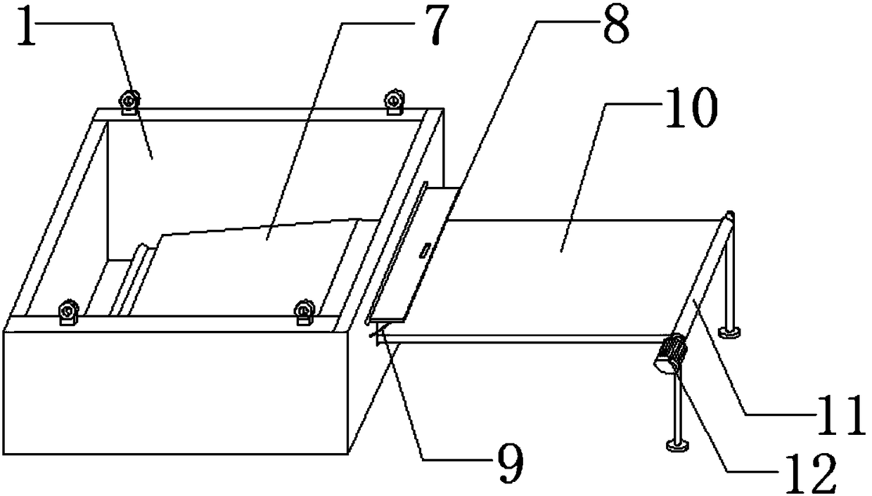 Storage device for coal briquettes of coal transporting ship