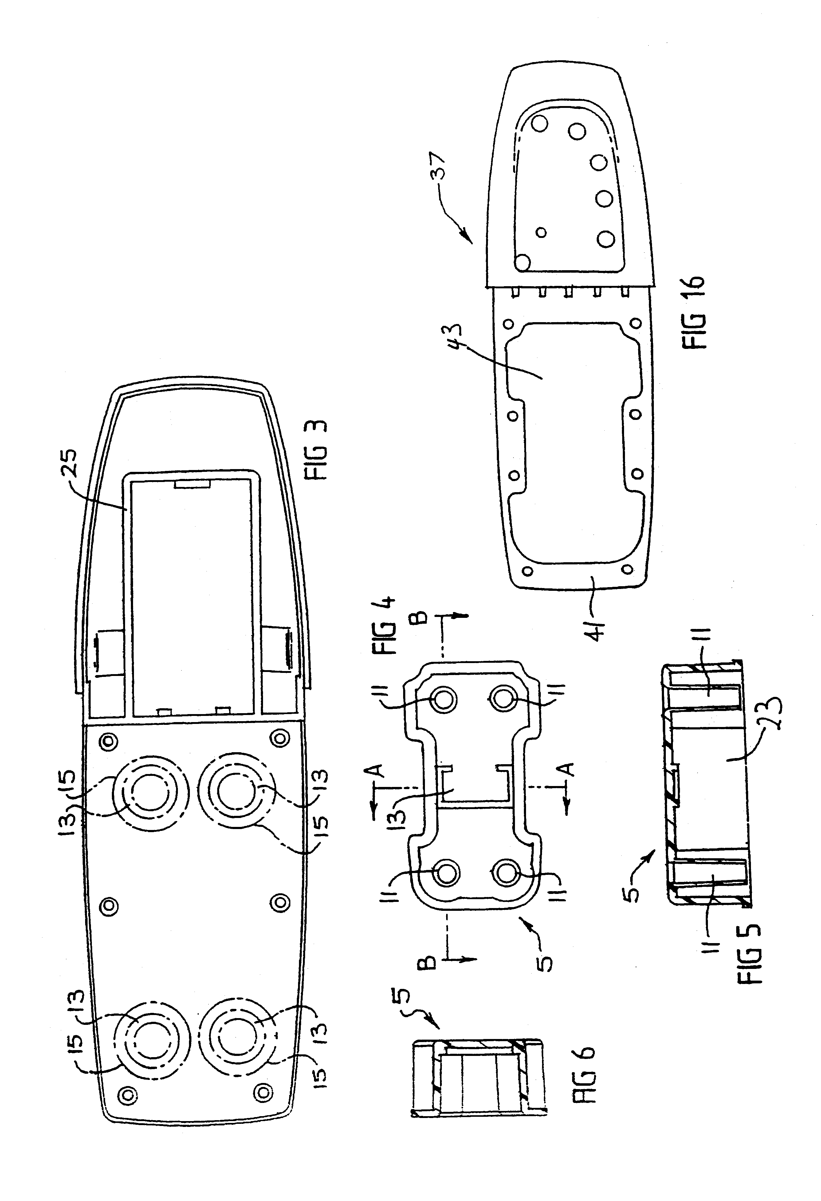 Device for monitoring cardiac compression, resuscitation mask and method of applying cardiac compression