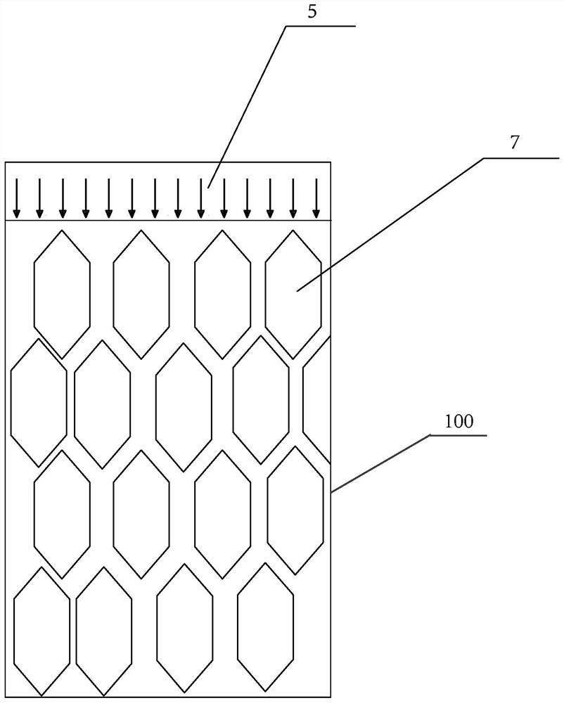 System for hindering falling of particles into solar heat absorber