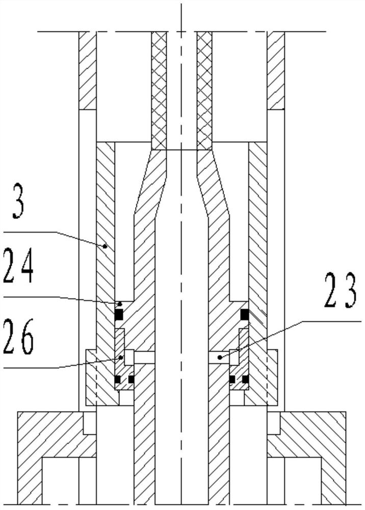 Soluble bridge plug capable of being automatically released and using method thereof