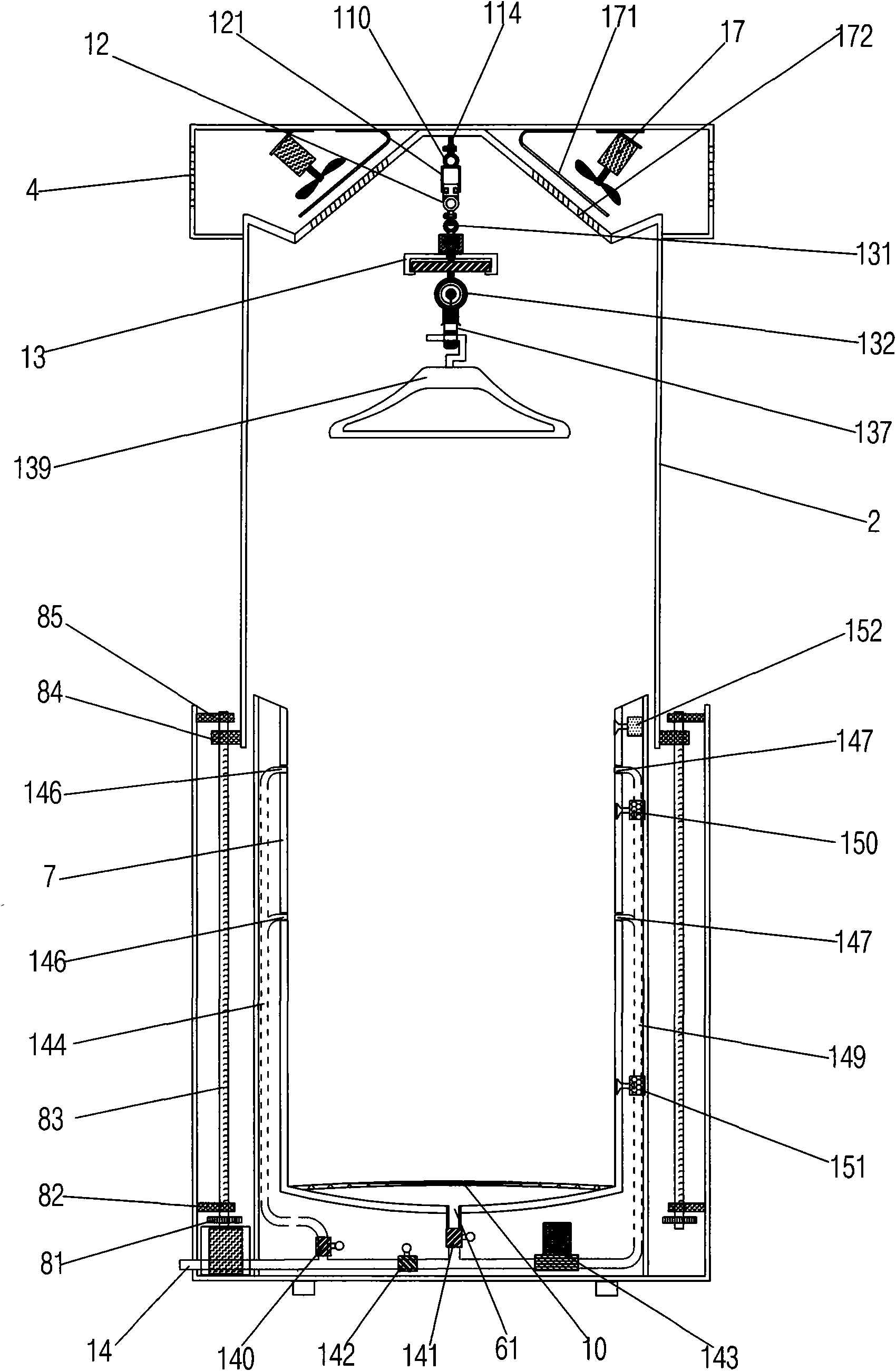 Spraying-type automatic airing washing machine