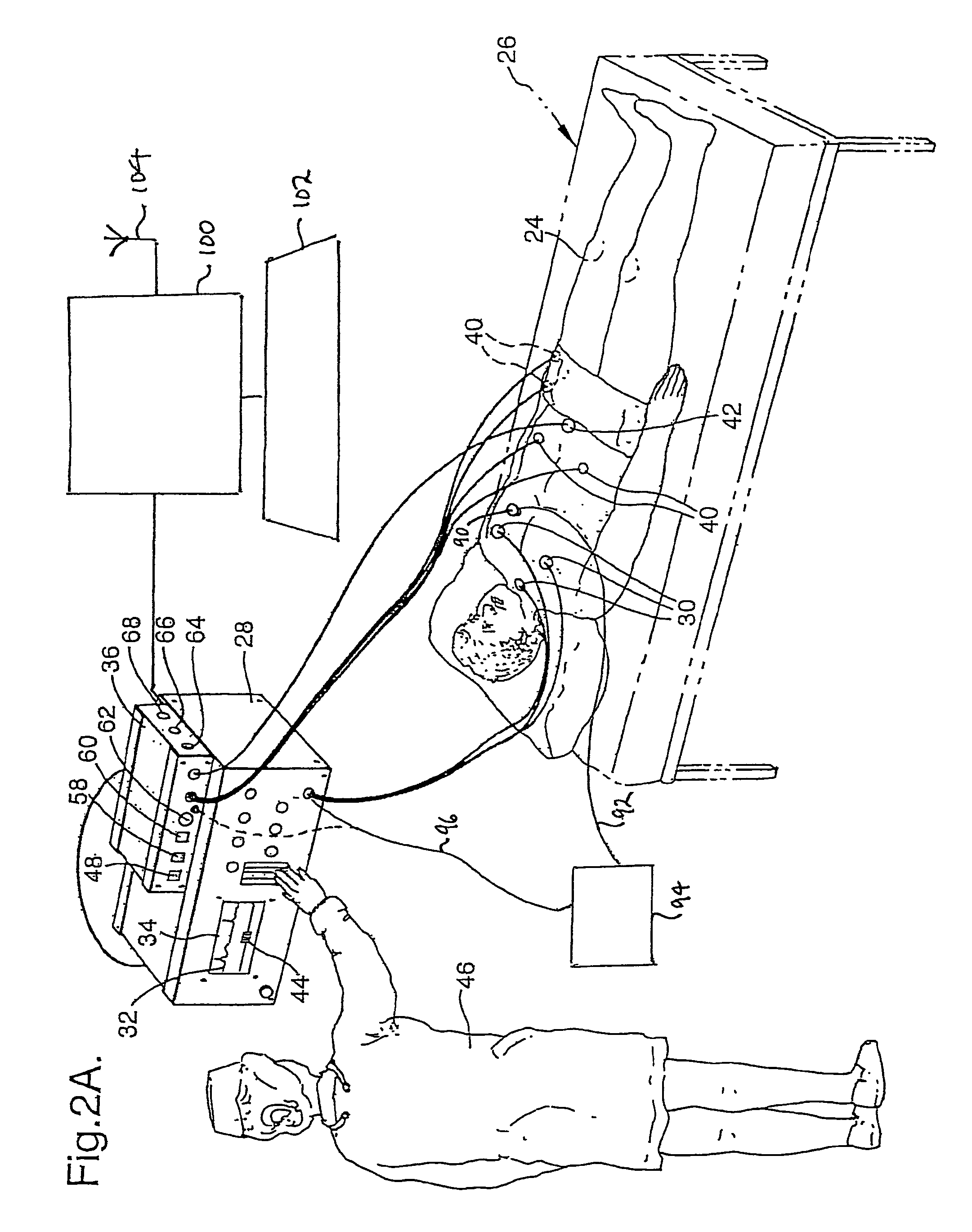 Electrotherapy apparatus and method of treating a person or a mammal using such electrotherapy apparatus