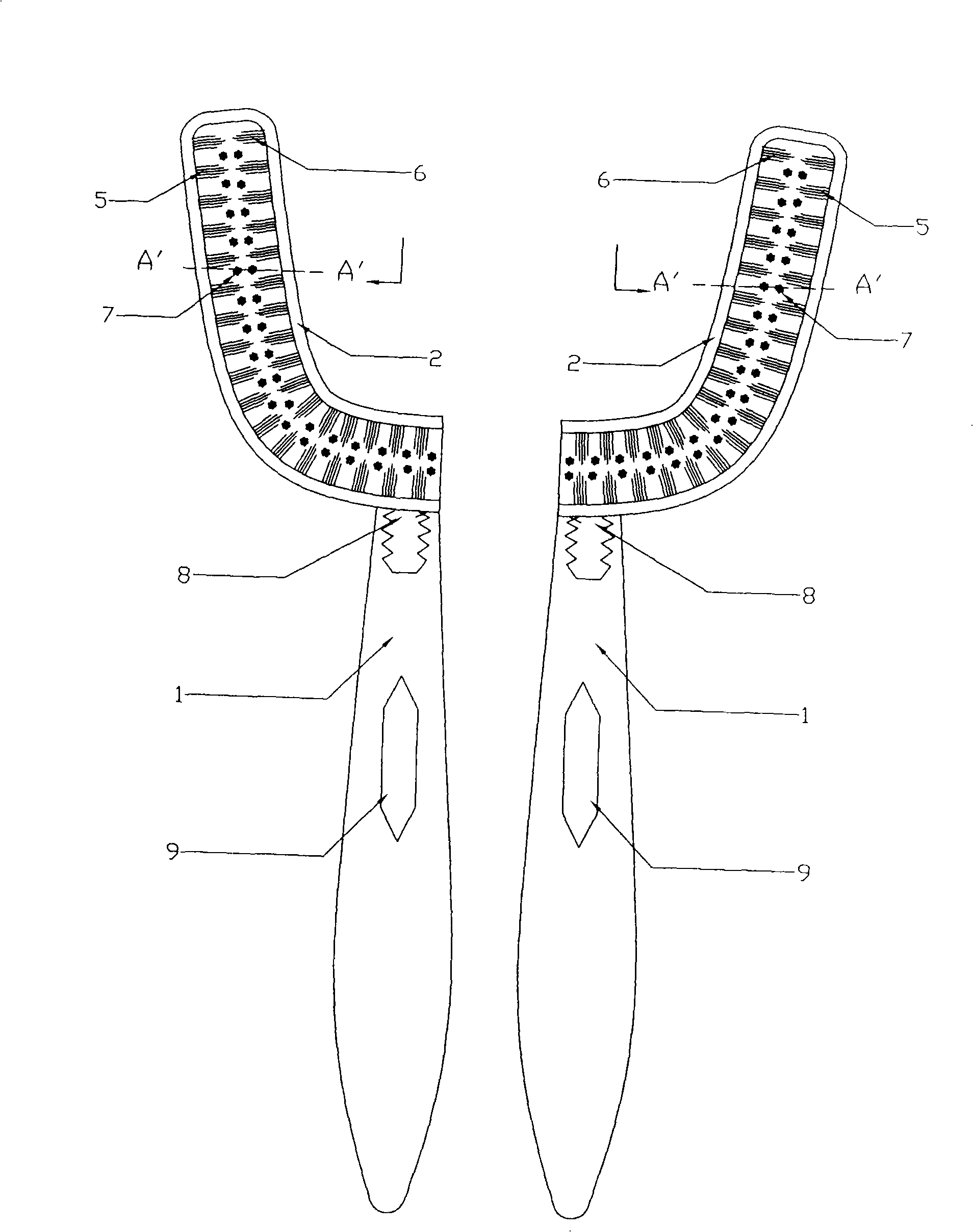 Bilateral symmetry semi-mouth toothbrush