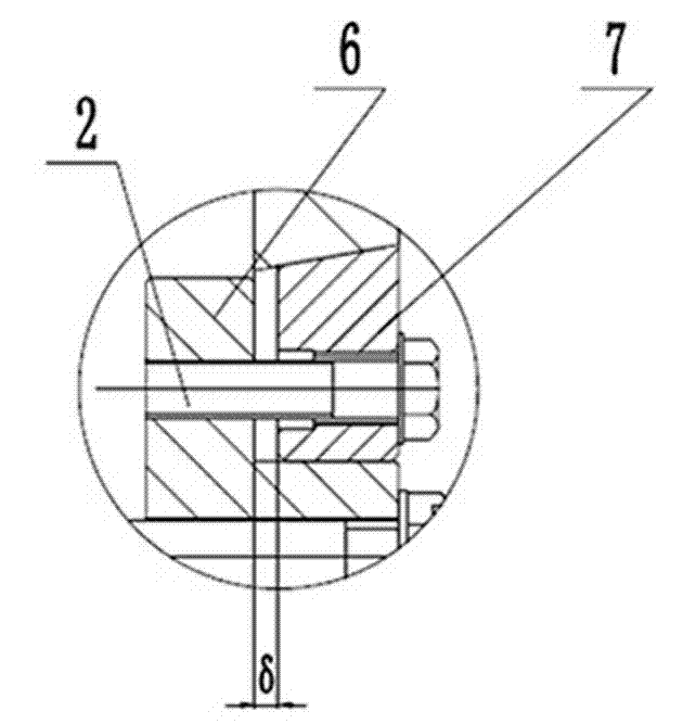 Roller ring axial aligning positioning adjusting mechanism of double-roller crusher