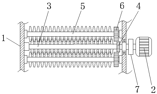 Grinding device for corn with uniform grinding