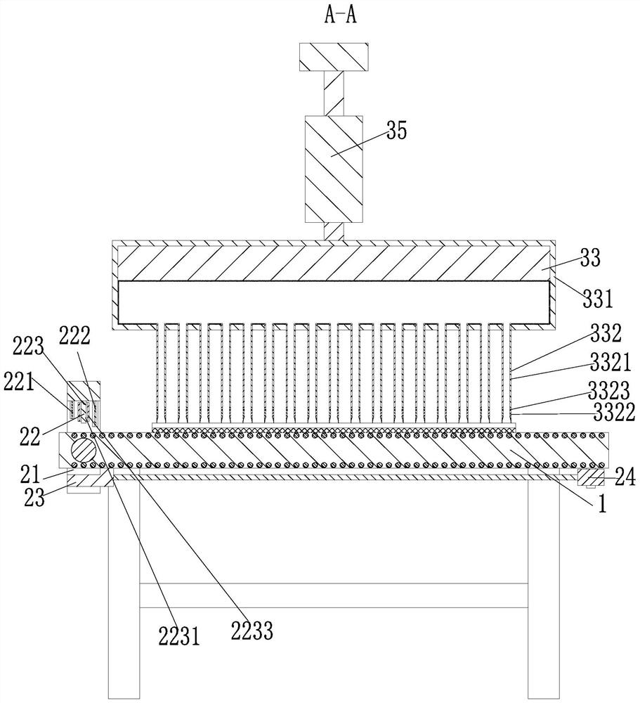 A batch punching processing device and processing method for sewing leather goods production