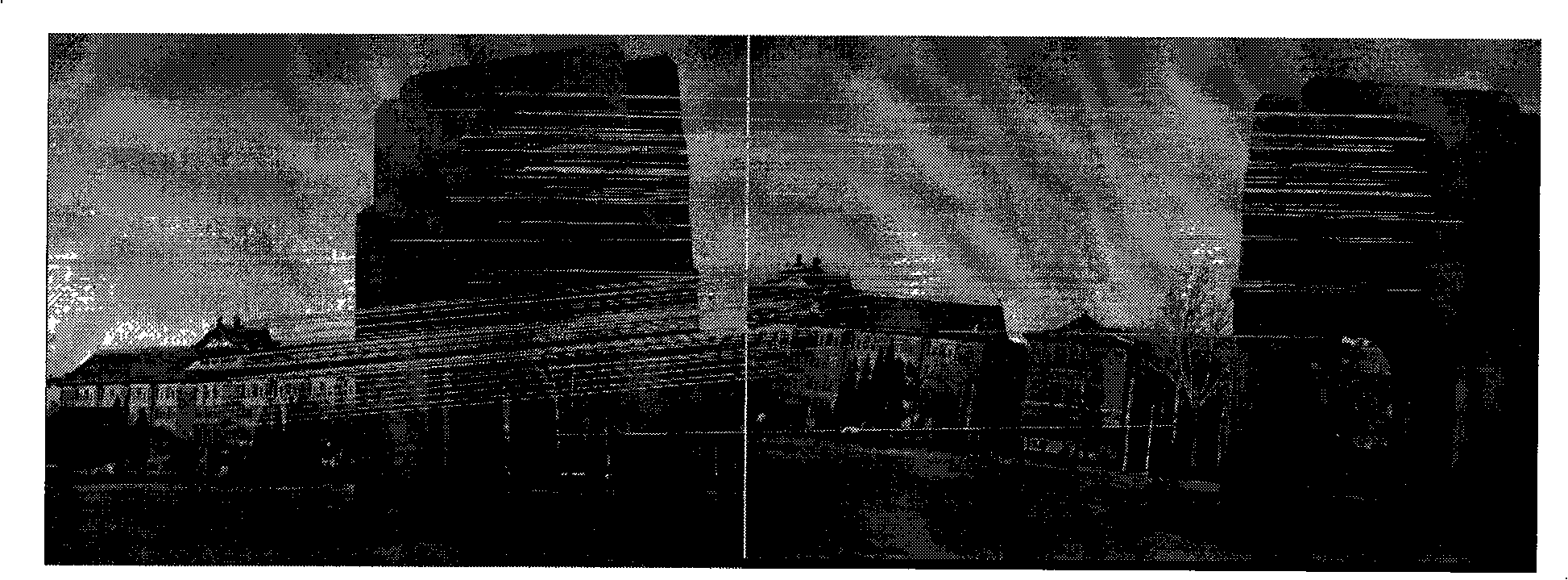 Characteristic extracting and describing method with mirror plate overturning invariability based on SIFT