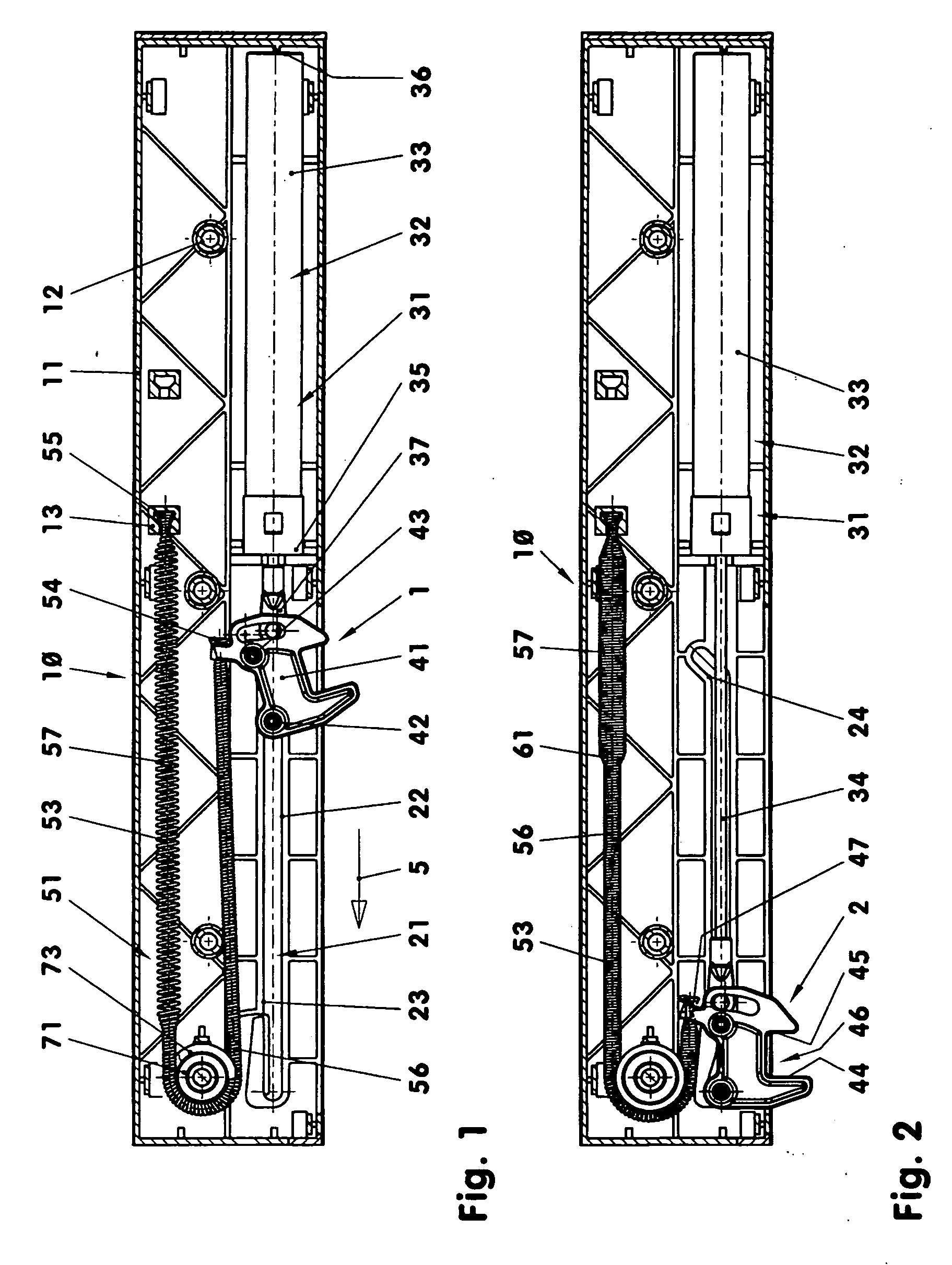 Pull arrangement with reversing tension spring