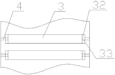 Semi-conductive rubber roll mandrel pressing-in device fixing clamp