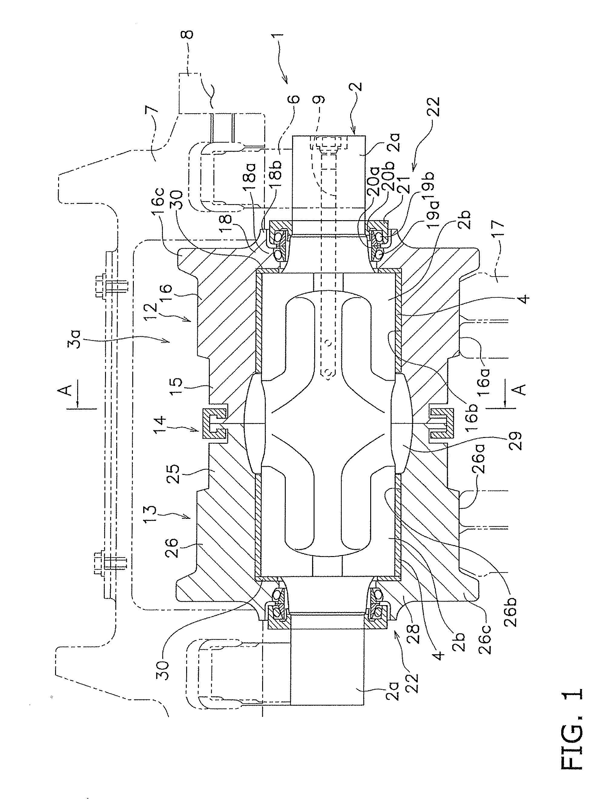 Roller wheel for track-type travelling vehicle