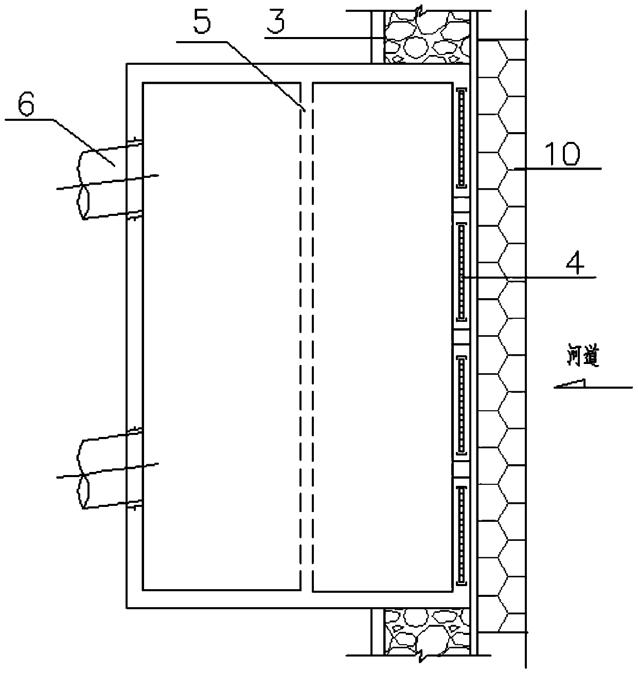 Water intake structure with side inlet