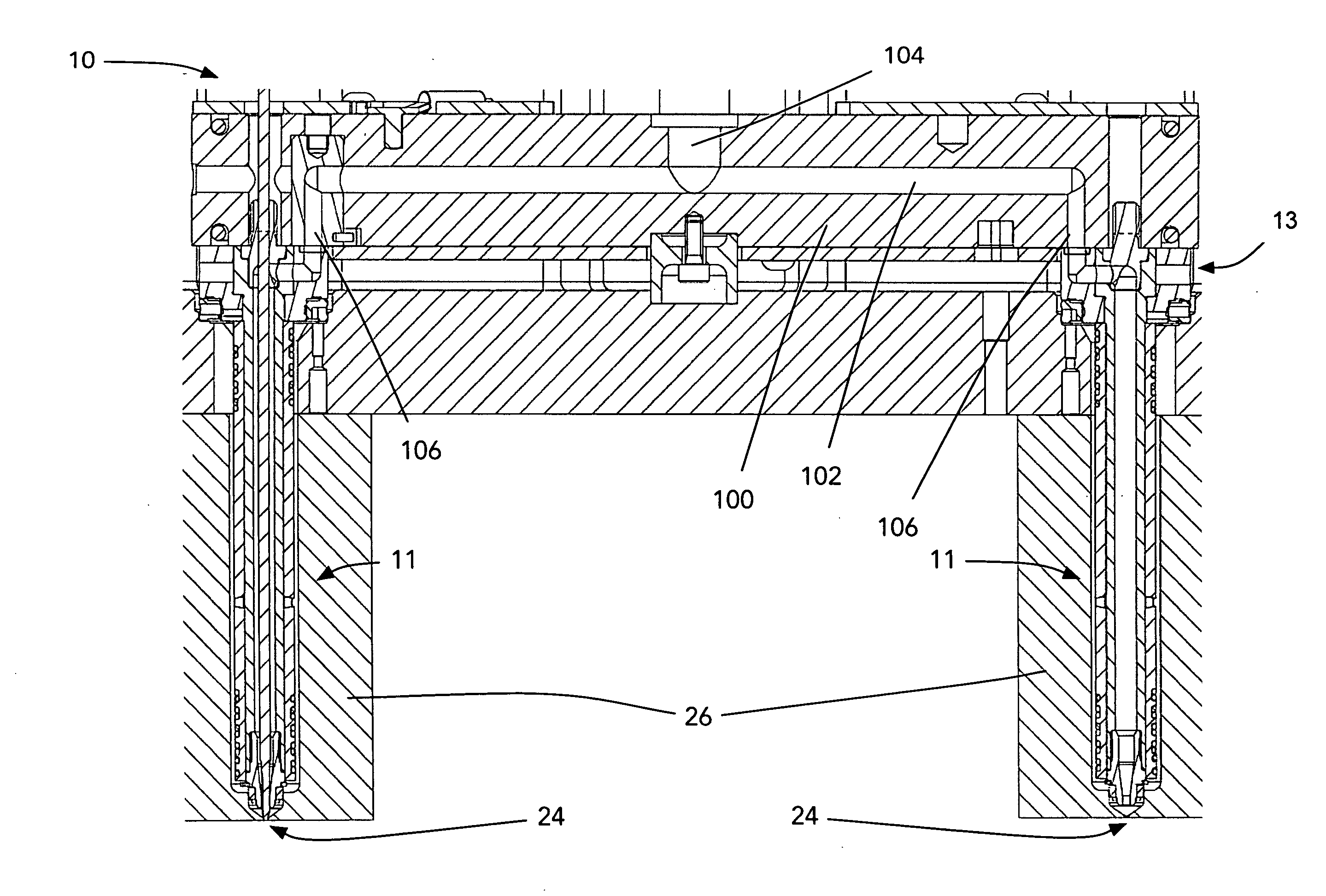 Injection nozzle with multi-piece tip portion