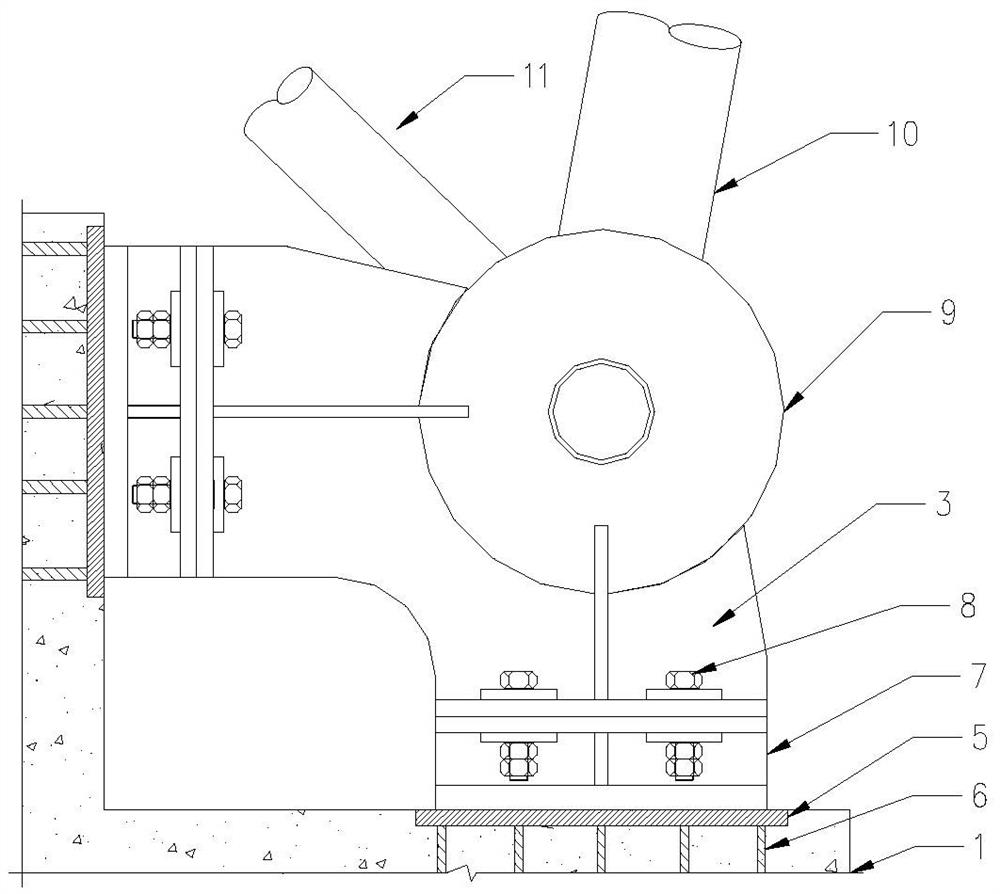 Displacement support and support structure of reticulated shell structure