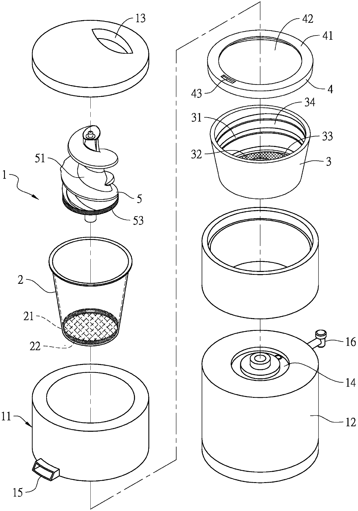 Vegetable and fruit crushing and extruding structure and using method thereof