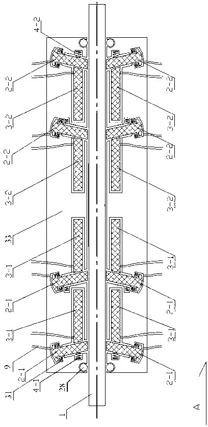 Displacement amplification ultrasonic linear motor and working method thereof