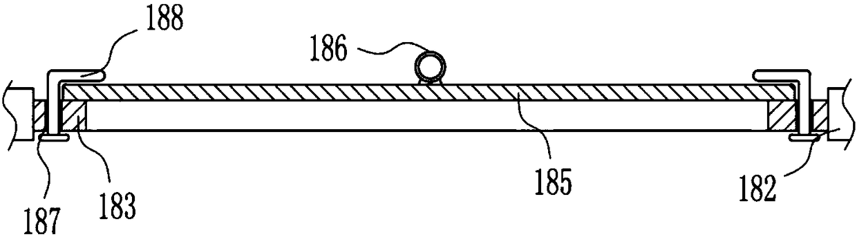 Log crushing device for papermaking