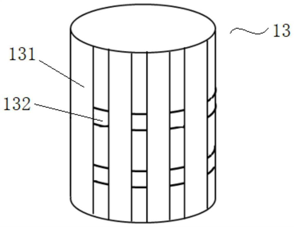 Heating appliance for clamping cigarettes with different sizes