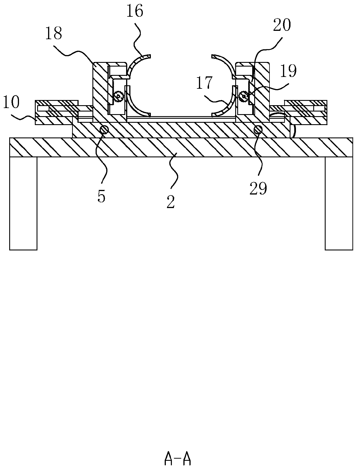 Polyvinyl chloride (PVC) pipe cutting device