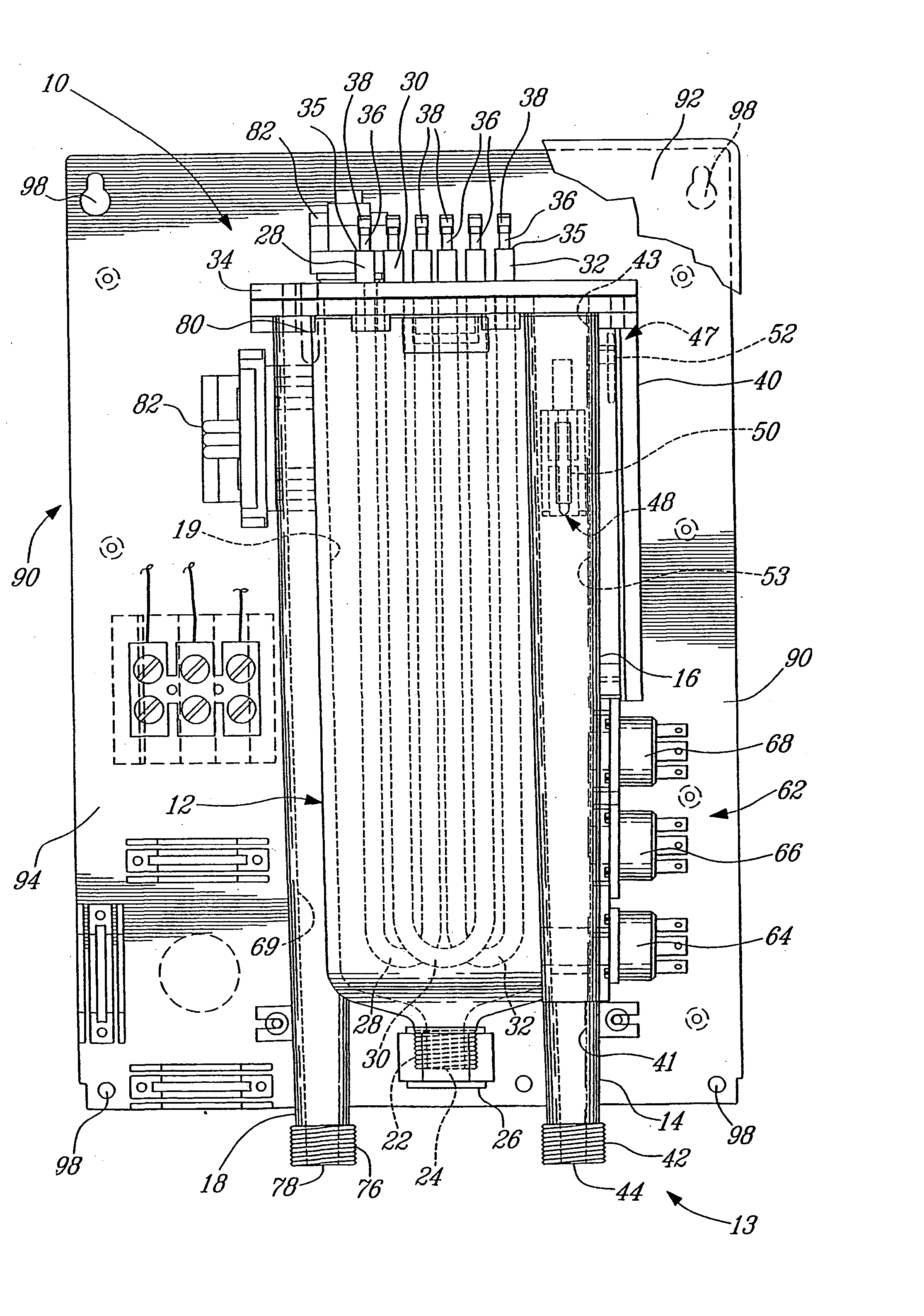 Instantaneous compact fluid heater