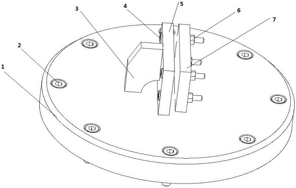 A fixture for vibration detection of metal beams