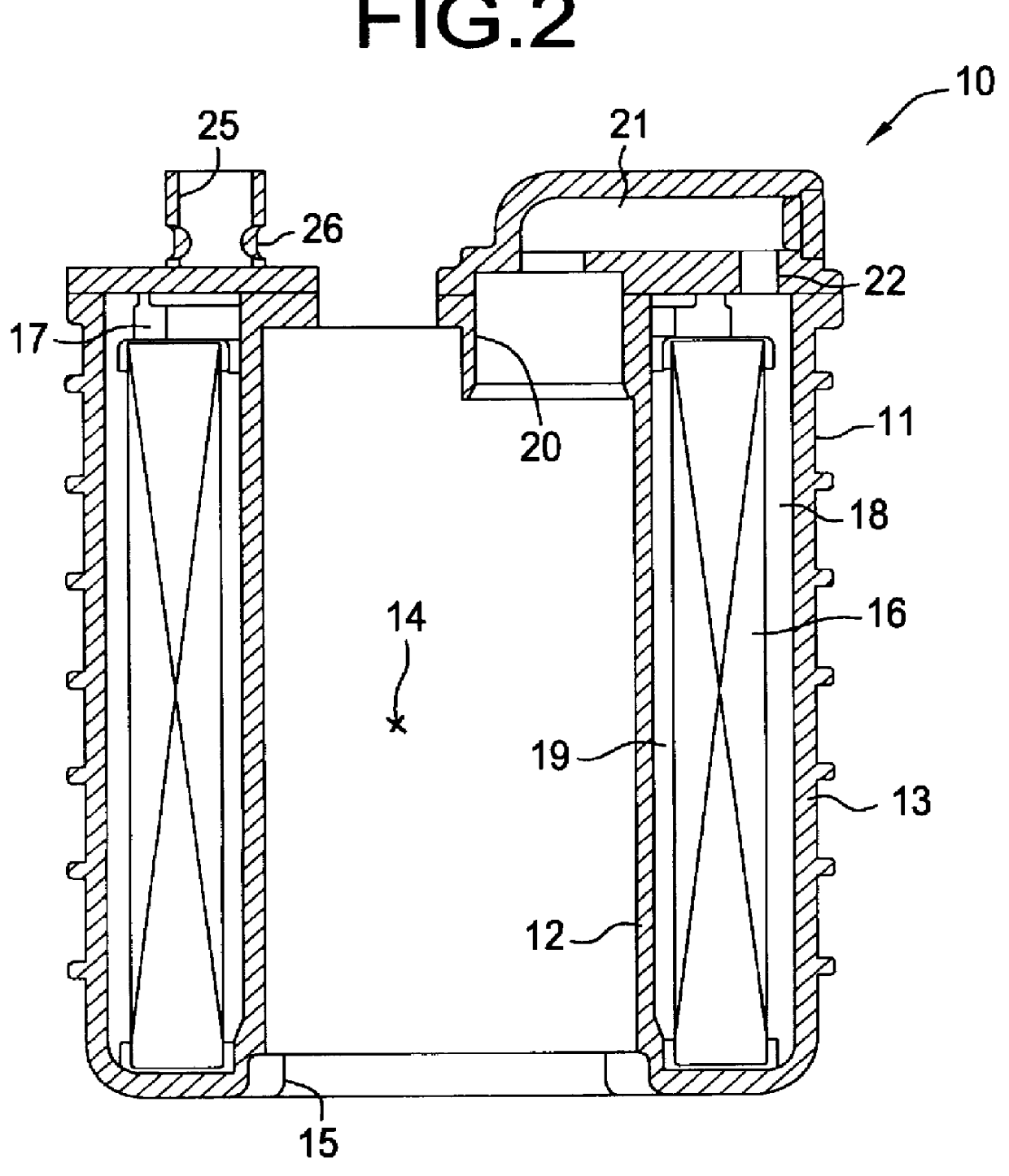 Fuel filter with return path for reducing electrical charge buildup