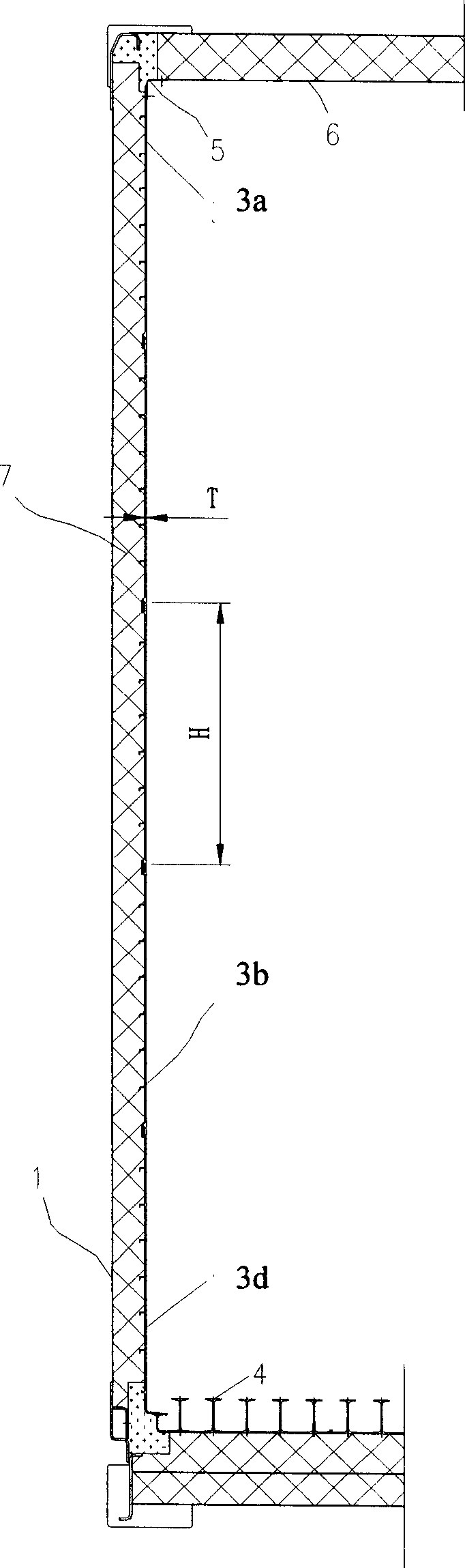 Side plate structure in refrigerator body and refrigerator with same