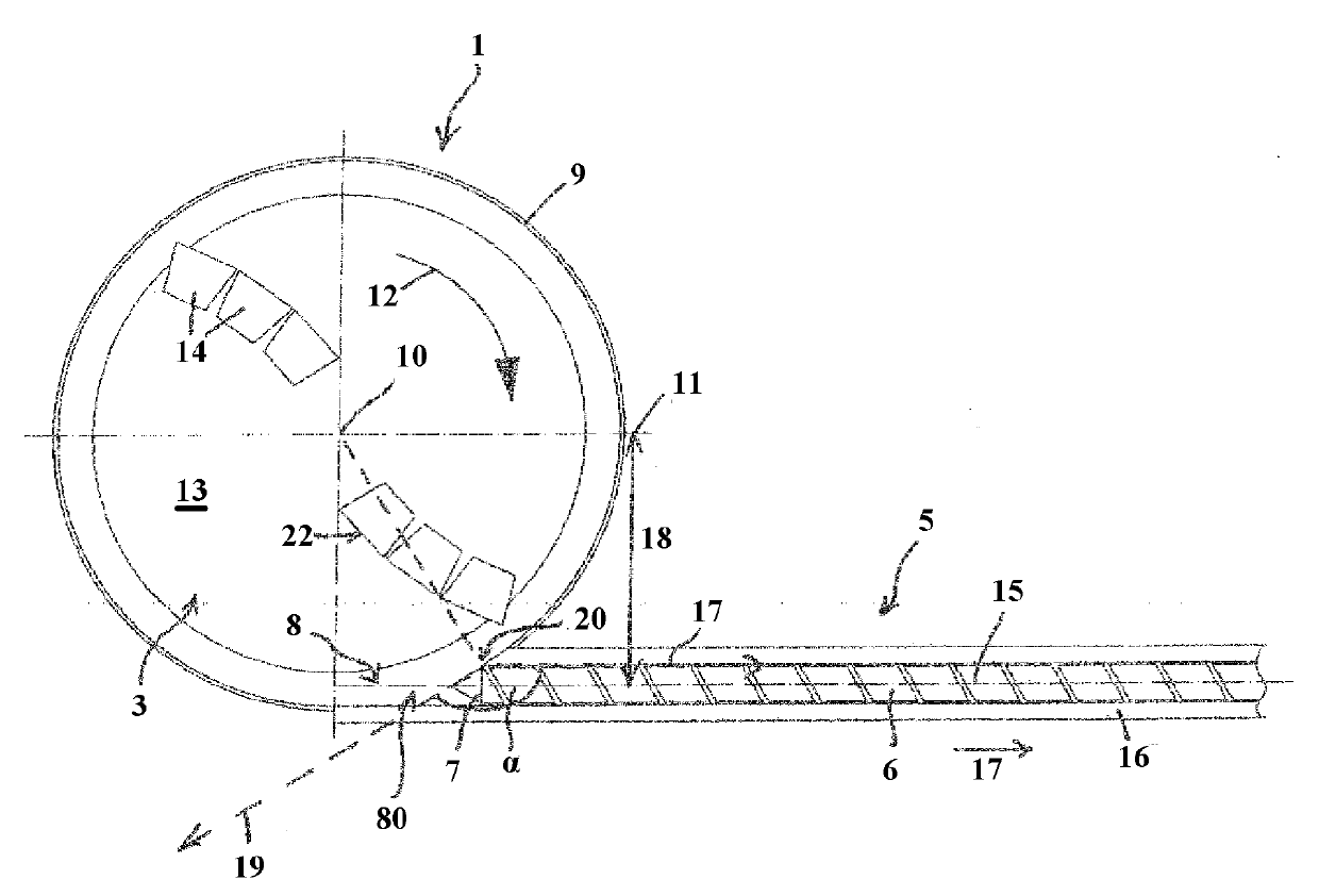 Apparatus for processing plastic material