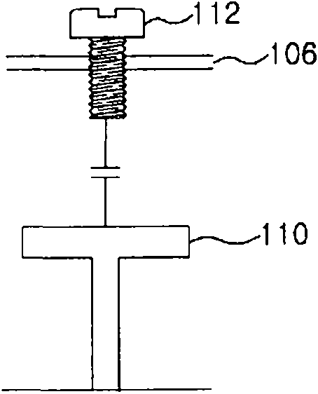 Frequency tuneable filter using a sliding system