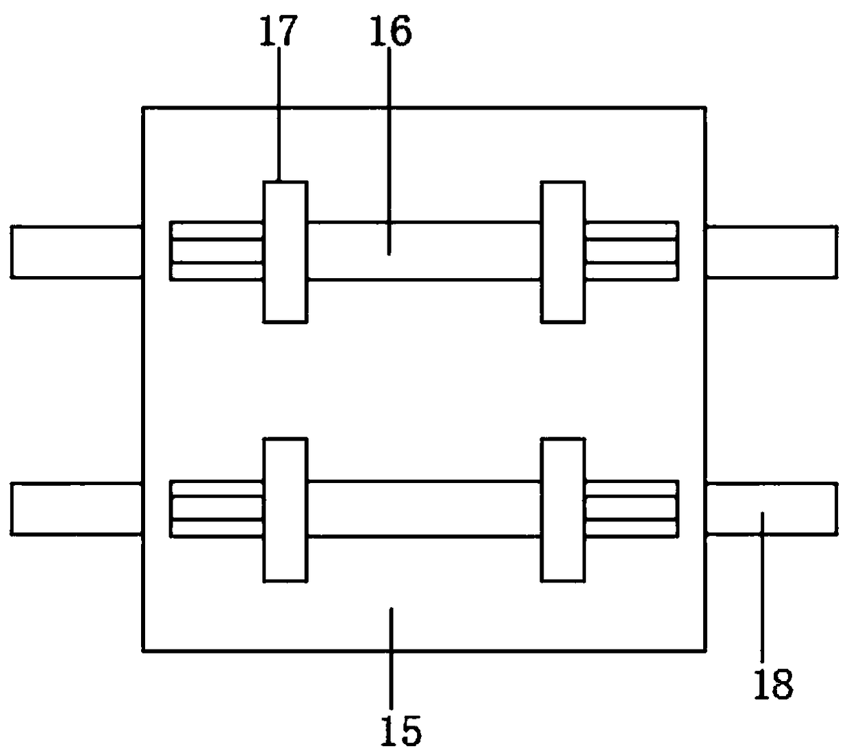 Automatic spraying device for porcelain insulator