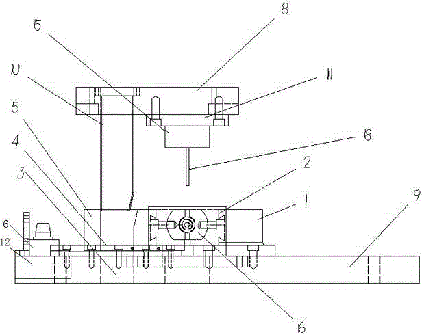 Flat hole punching mould of round pin