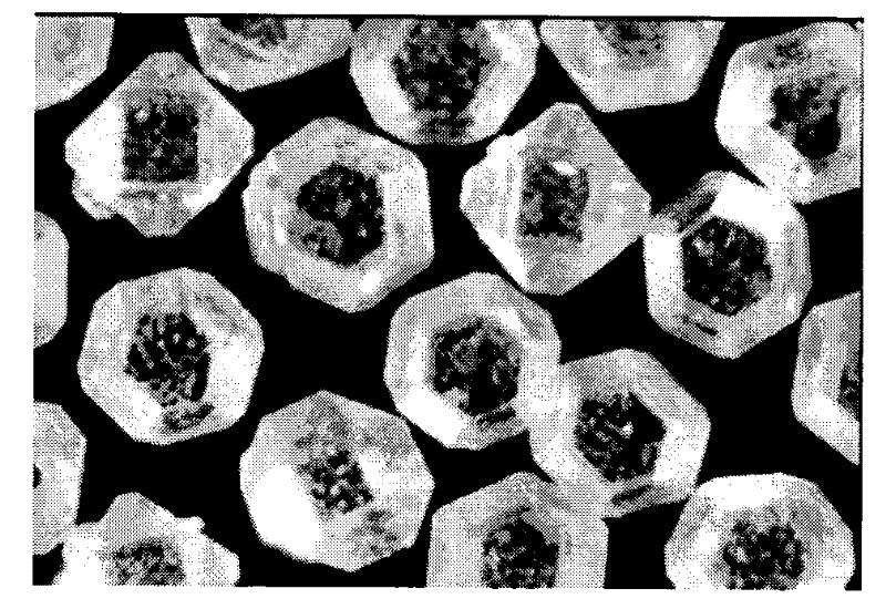 Comprehensive resource recycling method for waste diamond tool