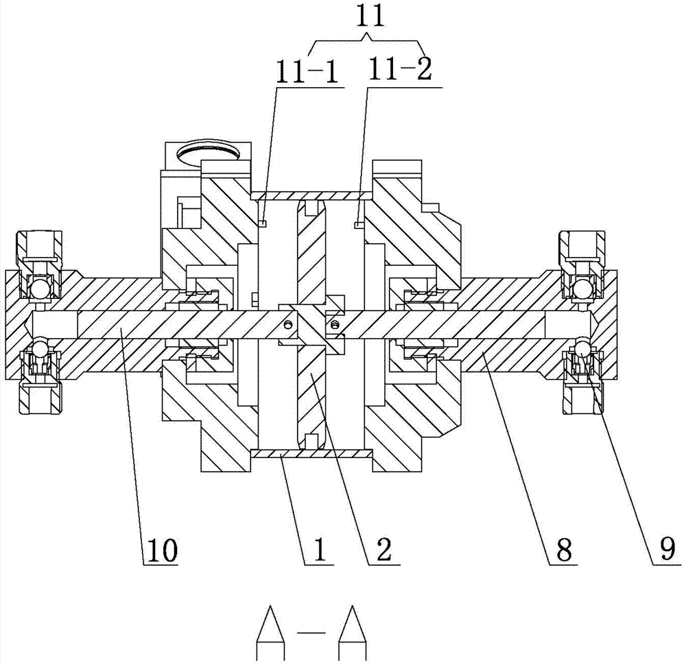 Pile-up valve type gas-driving liquid booster pump